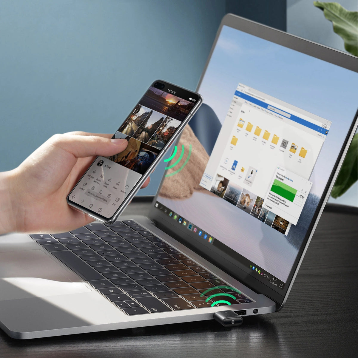 USB Bluetooth adaptér UGREEN CM390 (80889), čierny