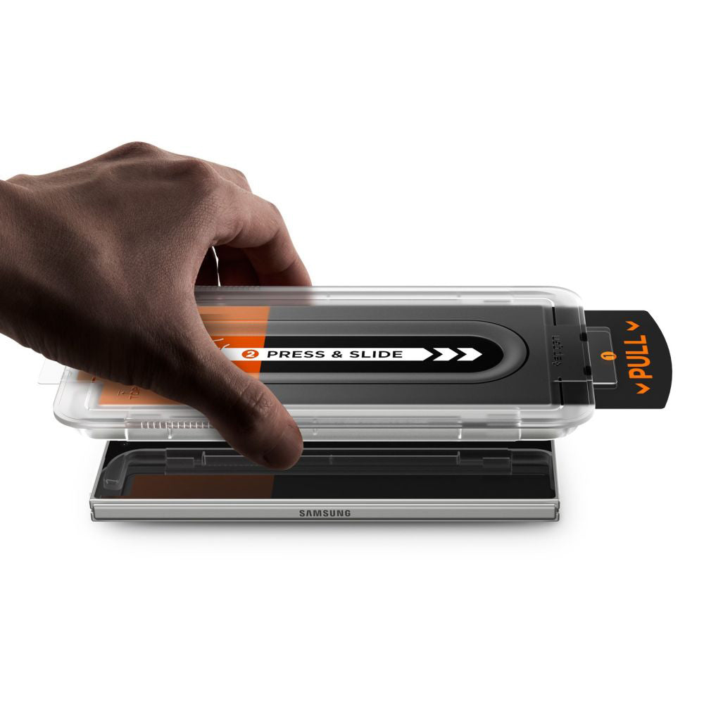 Ochranná fólia Spigen GlastR EZ FIT Pro HD pre vonkajší displej Samsung Galaxy Z Fold7 F966, Tvrdené sklo, Full Glue AGL09580