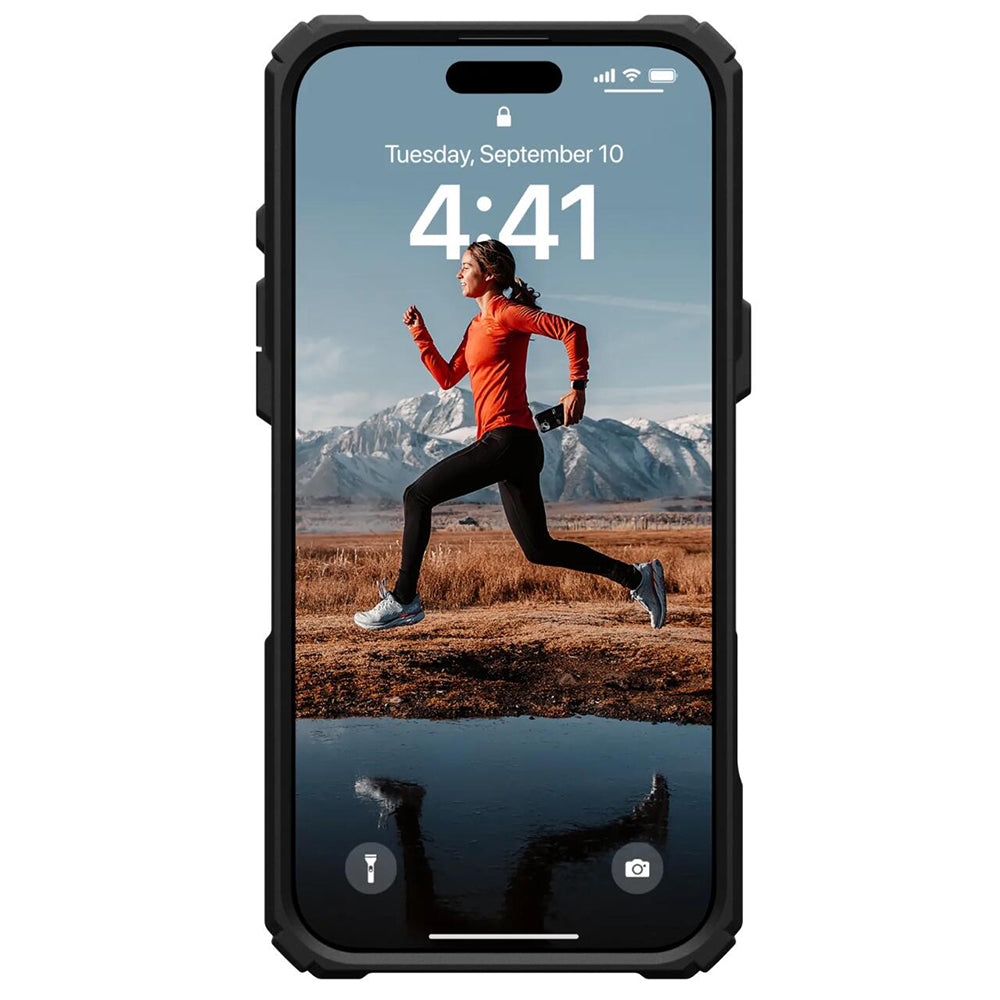 MagSafe puzdro pre Apple iPhone 16 Pro, Urban Armor Gear, Plasma XTE, čierne