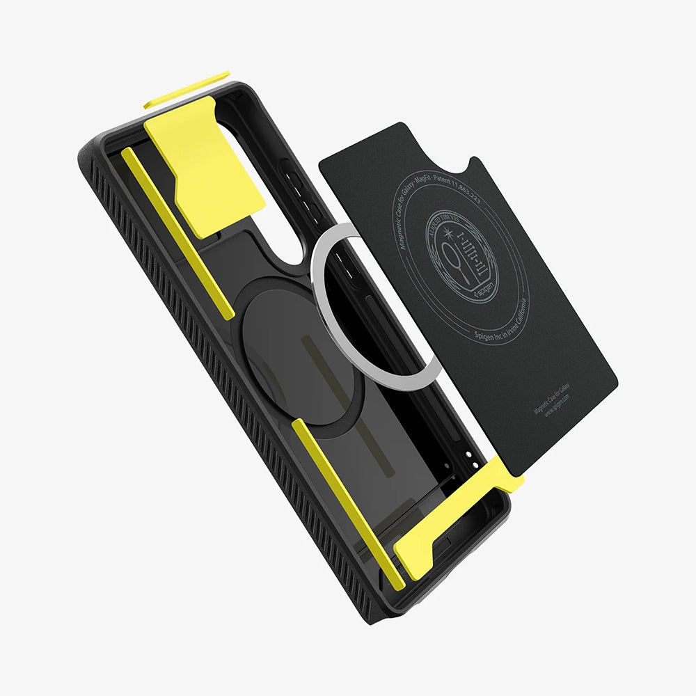 Puzdro MagSafe pre Samsung Galaxy S25 Ultra S938, Spigen, Rugged Armor, Matná Čierna ACS08951