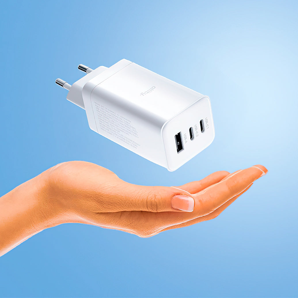 Sieťová nabíjačka Allity. ATC-01-65WACC Fast, 65W, 3.25A, 1 x USB-A - 2 x USB-C, Biela