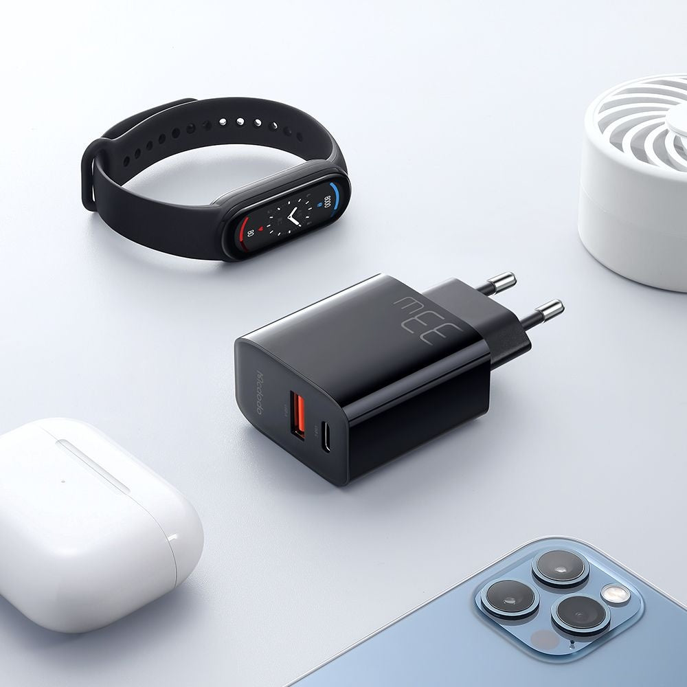 Sieťová nabíjačka McDodo CH-0921, 33W, 3A, 1 x USB-A - 1 x USB-C, Čierna