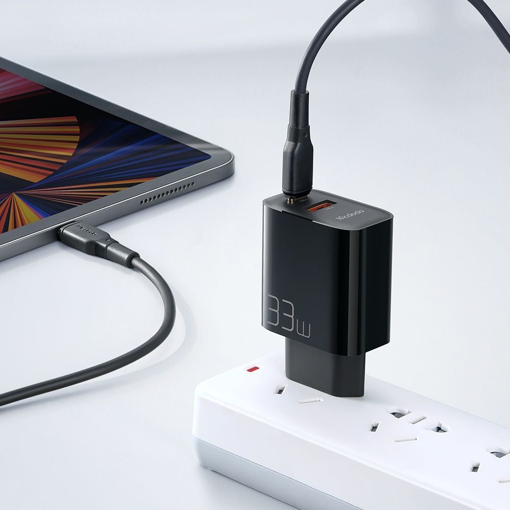 Sieťová nabíjačka McDodo CH-0921, 33W, 3A, 1 x USB-A - 1 x USB-C, Čierna