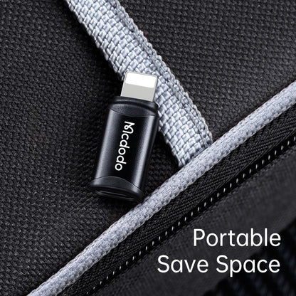 Adaptér pre dáta a nabíjanie USB-C - Lightning McDodo OT-7680, čierny