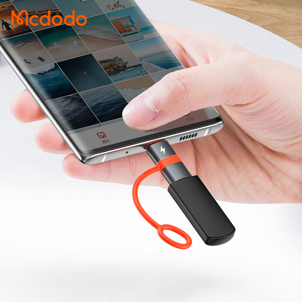 Adaptér na dáta a nabíjanie USB-C - microUSB McDodo OT-3820, Sivý