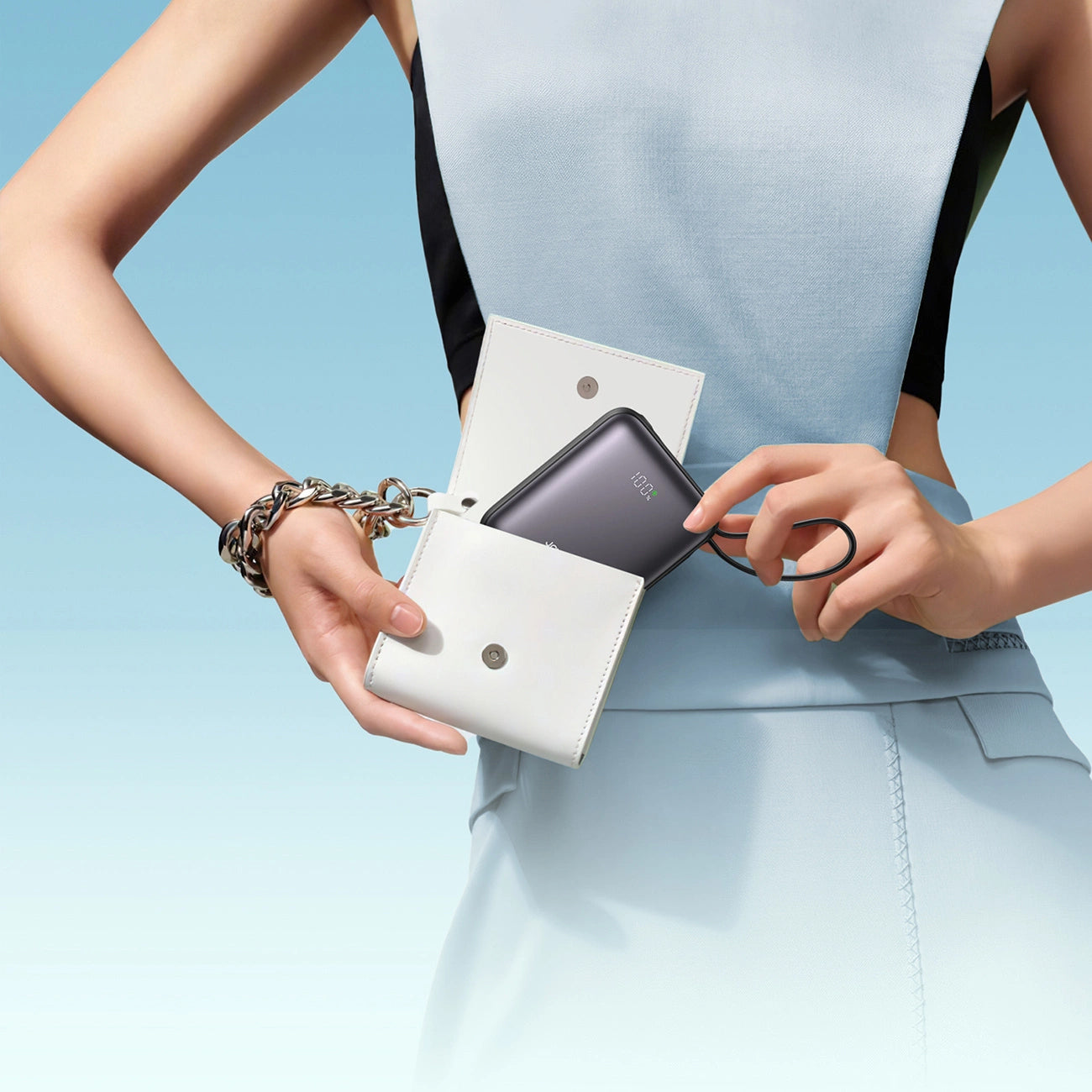 Externá batéria Joyroom JR-PBF27, 10000mAh, 22.5W, QC + PD, 1 x Lightning - 2 x USB-C, Čierna