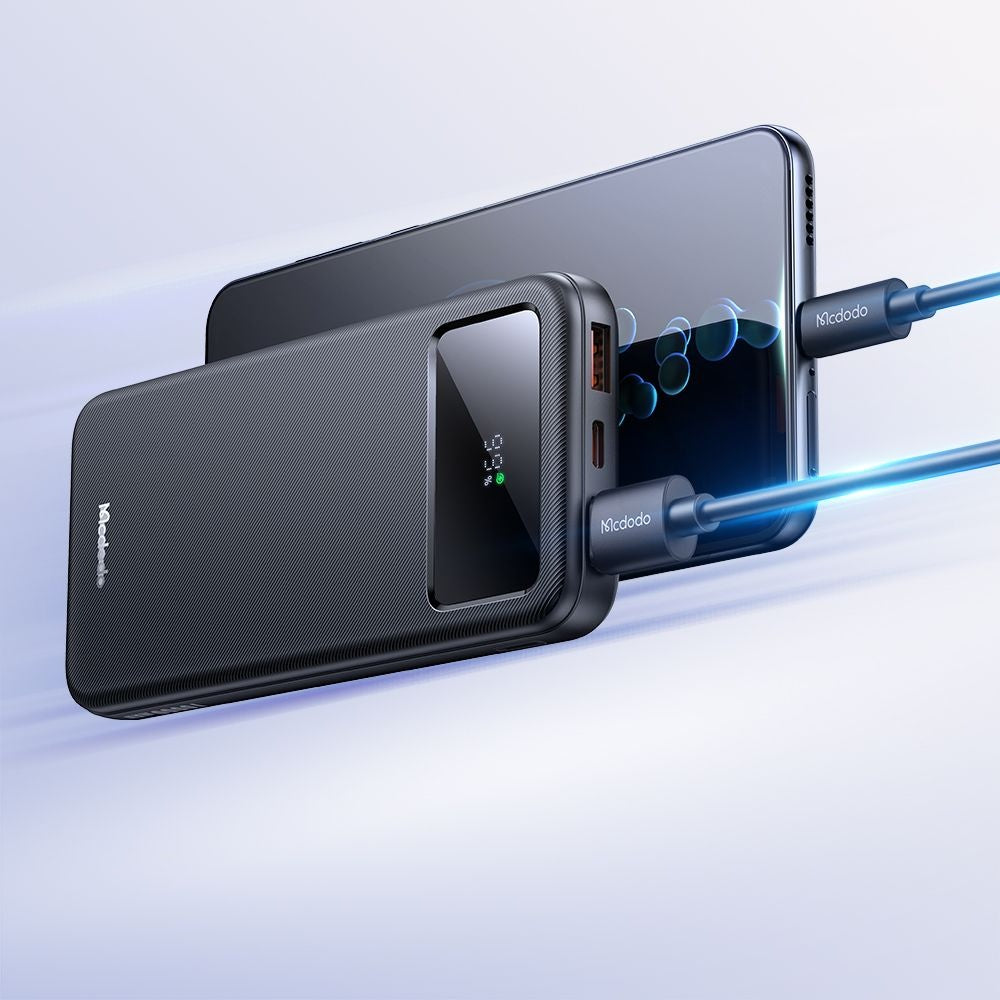 Externá batéria McDodo MC-4220, 10000mAh, 22.5W, QC + PD, 2 x USB-A - 1 x USB-C, Čierna