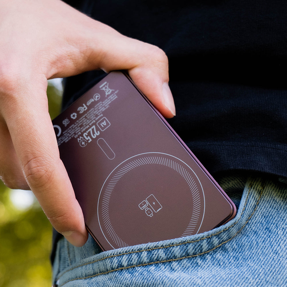 Bezdrôtová powerbanka Blavec BJ-03 Slim, 10000 mAh, 22,5 W, PD + FQI, 1 × QI – 1 × USB-C, fialová