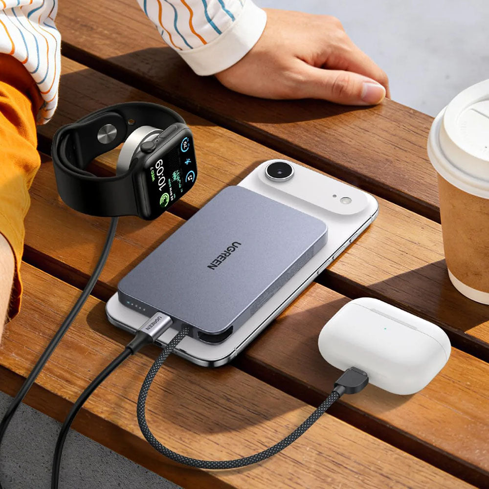 Bezdrôtová externá batéria UGREEN PB570 (75982B), 10 000 mAh, 30 W, PD + FQI, 1 × QI – 2 × USB-C, sivá