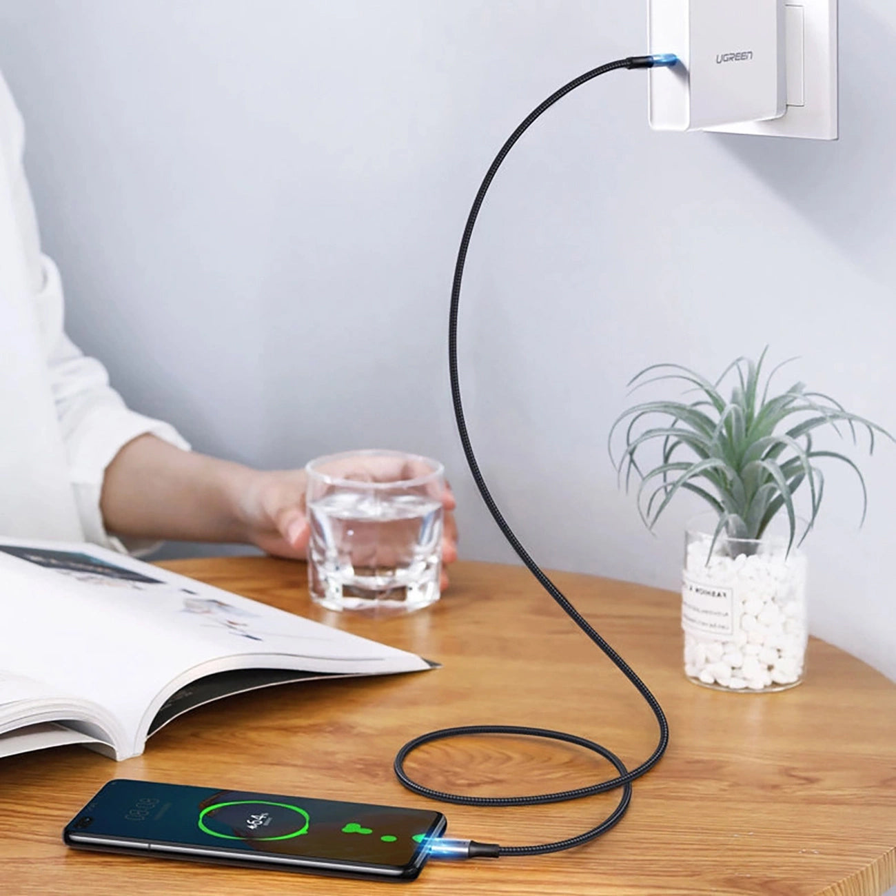 Dátový a nabíjací kábel USB-C - USB-C UGREEN US316, 100W, 1,5m, Sivý