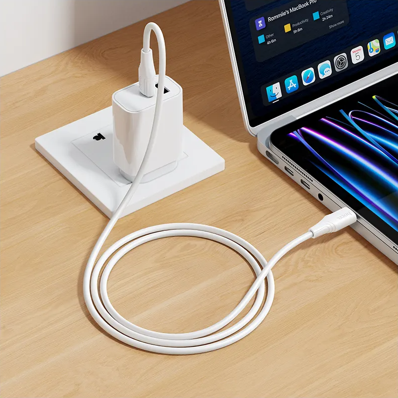Dátový a nabíjací kábel USB-C - USB-C HOCO X124, 60W, 1m, Biela