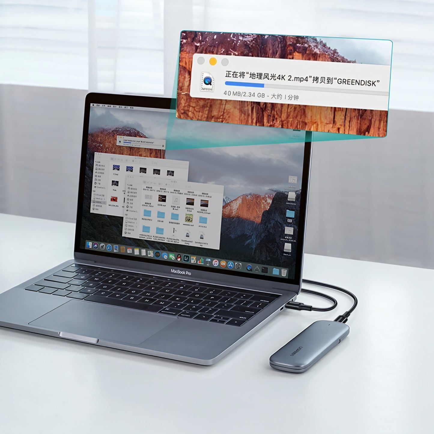 Dátový a nabíjací kábel USB-C - USB-C UGREEN US300, 100W, 2m, Biela