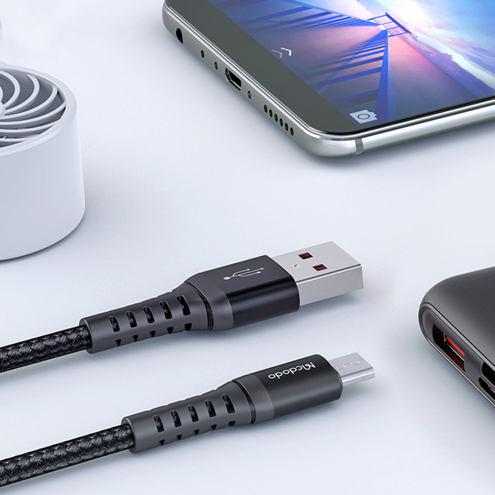 Dátový a nabíjací kábel USB-A - microUSB McDodo CA-2281, 18W, 1m, čierny