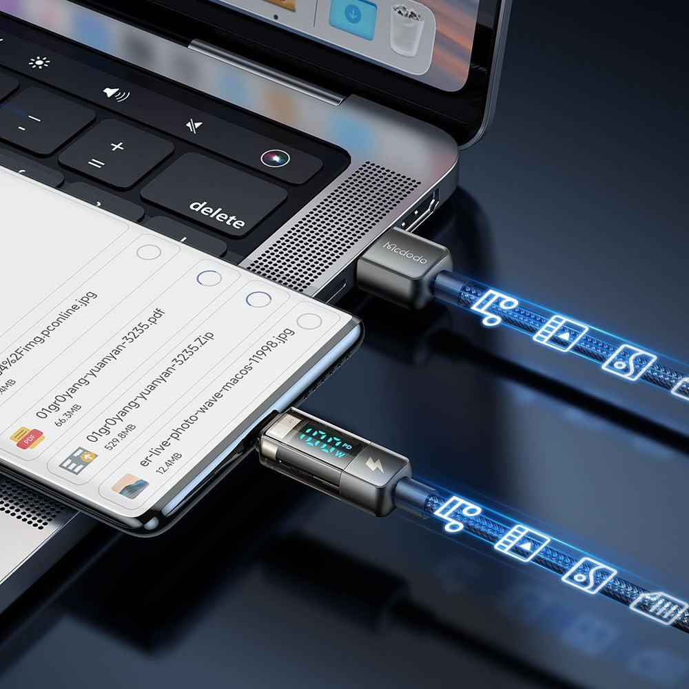 Dátový a nabíjací kábel USB-A - USB-C McDodo CA-3630 Display Auto Power Off, 66W, 1.2m, čierny