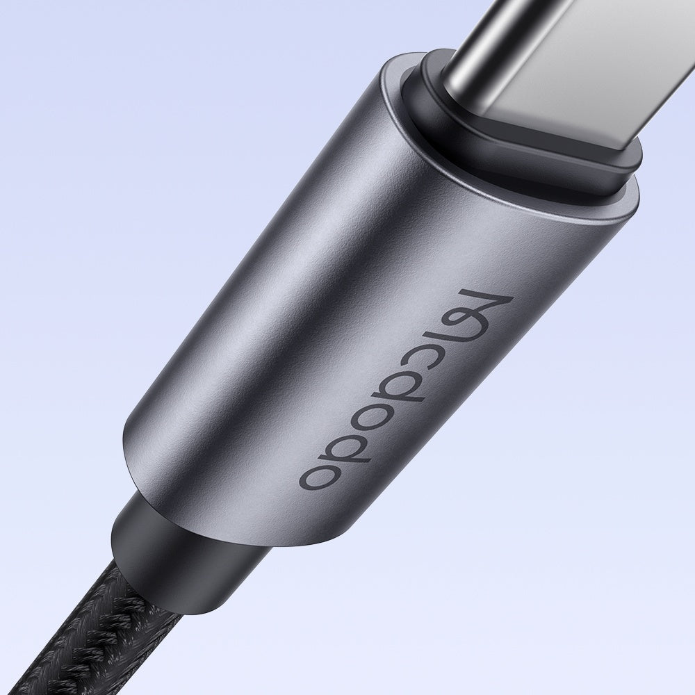 Dátový a nabíjací kábel USB-C - Lightning McDodo CA-5710, 36W, 1.2m, čierny