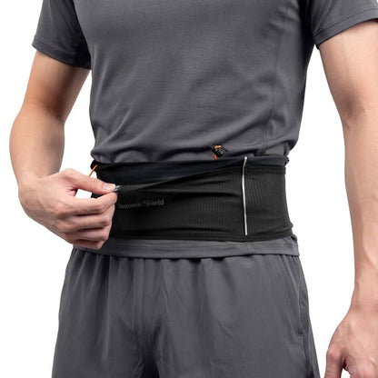 Bežecký opasok Spigen Dynamic Shield A712, veľkosť L, čierny AMP11677