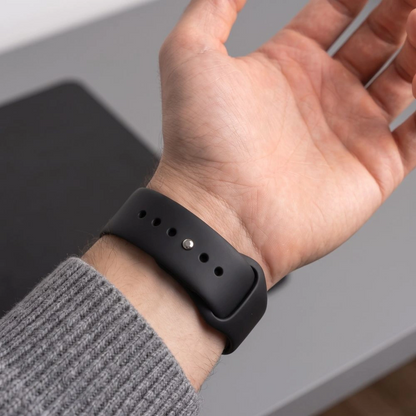 Silikónový remienok Tech-Protect pre Apple Watch 49mm / 46mm / 45mm / 44mm Series, čierny