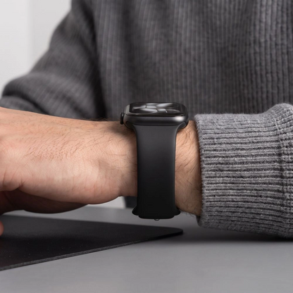 Silikónový remienok Tech-Protect pre Apple Watch 49mm / 46mm / 45mm / 44mm Series, čierny