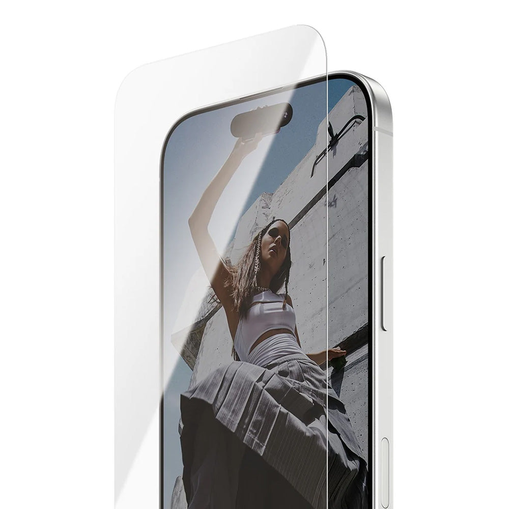 Ochranná fólia na displej PanzerGlass Safe. Ultra-Wide Fit EasyAligner pre Apple iPhone 17 / 16 Pro, Kalené sklo, Full Glue