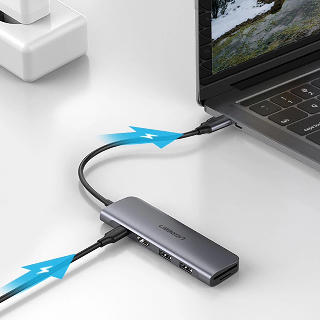 Hub USB-C UGREEN CM195 (15214), 2 x USB-A 3.0 - 1 x USB-C - 1 x HDMI - 1 x SD - 1 x microSD, Sivý