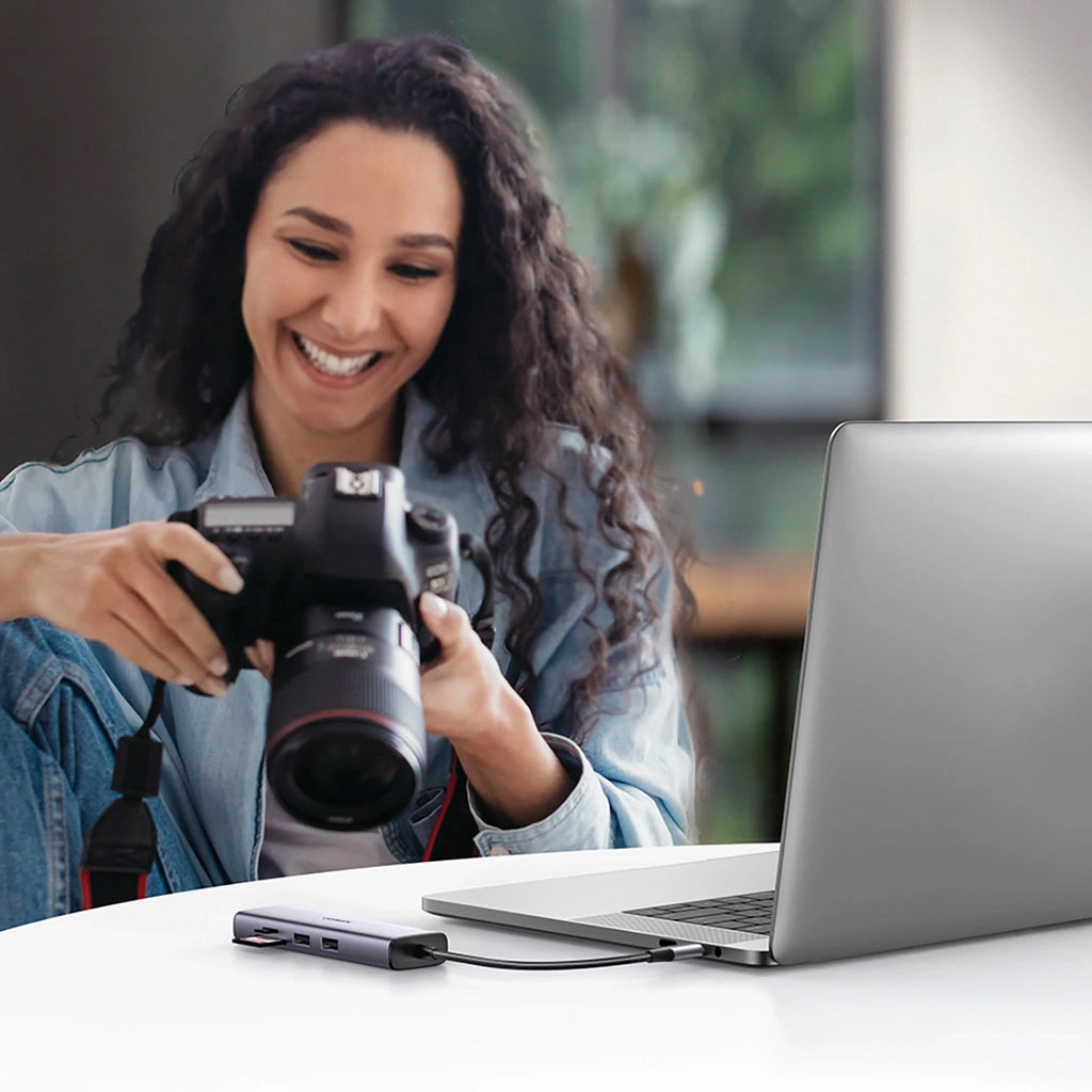 Hub USB-C UGREEN CM512, 2 x USB-A 3.0 - 1 x USB-C - 1 x HDMI - 1 x SD - 1 x microSD - RJ45, Sivý