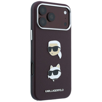 Puzdro na Apple iPhone 18 Pro / 17 Pro, Karl Lagerfeld, Saffiano s pripínacím odznakom hlavy Karla & Choupette a logom, vínové