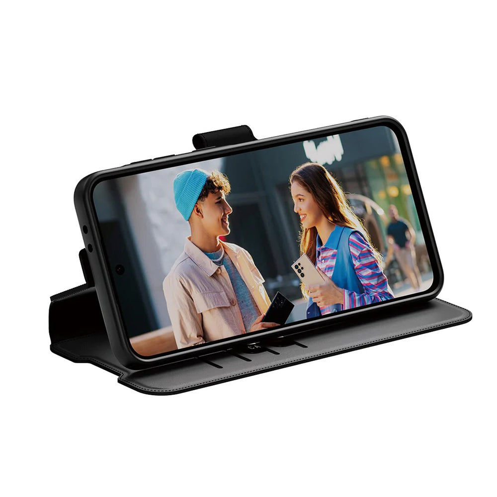 Puzdro pre Samsung Galaxy A26 A266, PanzerGlass, Care Feature Kickstand Wallet, Čierne