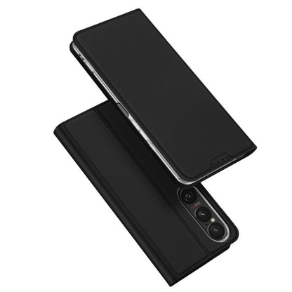 Puzdro pre Sony Xperia 1 VII, DUX DUCIS, Skin Pro, Čierne