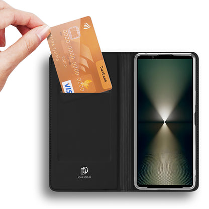 Puzdro pre Sony Xperia 1 VII, DUX DUCIS, Skin Pro, Čierne