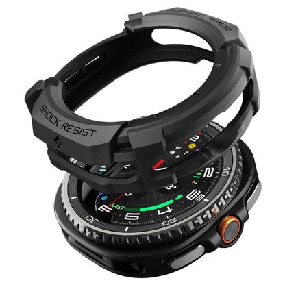 Puzdro Spigen Rugged Armor pre Samsung Galaxy Watch8 Classic, Matná Čierna ACS10012