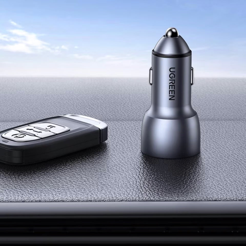 Nabíjačka do auta UGREEN CD213, 36W, 3A, 2 x USB-A, sivá 