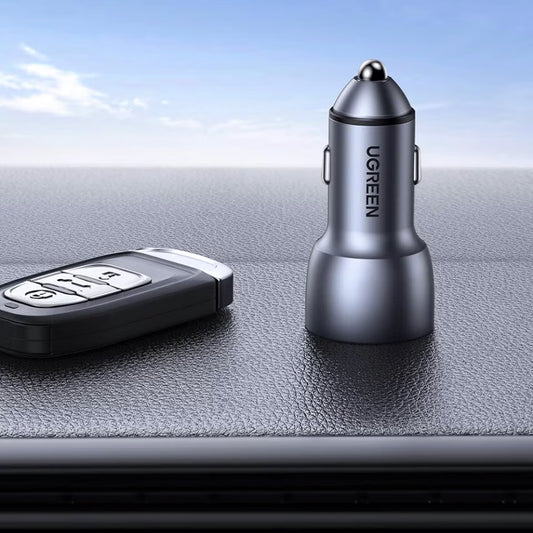 Nabíjačka do auta UGREEN CD213, 36W, 3A, 2 x USB-A, sivá 