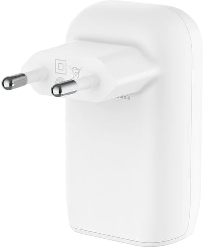 Sieťová nabíjačka s káblom USB-C Belkin BoostCharge, 67W, 3A, 3 x USB-C, biela WCC002vf2MWH-B6