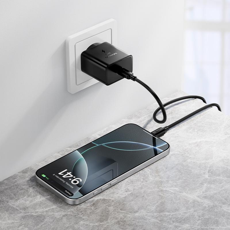 Sieťová nabíjačka HOCO N77, 45W, 3A, 1 x USB-C, čierna