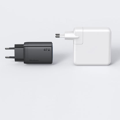 Sieťová nabíjačka McDodo CH-0970 Gana Mini, 67W, 3A, 1 x USB-A - 2 x USB-C, Čierna