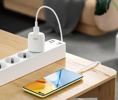Sieťová nabíjačka XO Design L114, 20W, 3A, 1 x USB-A - 1 x USB-C, Biela