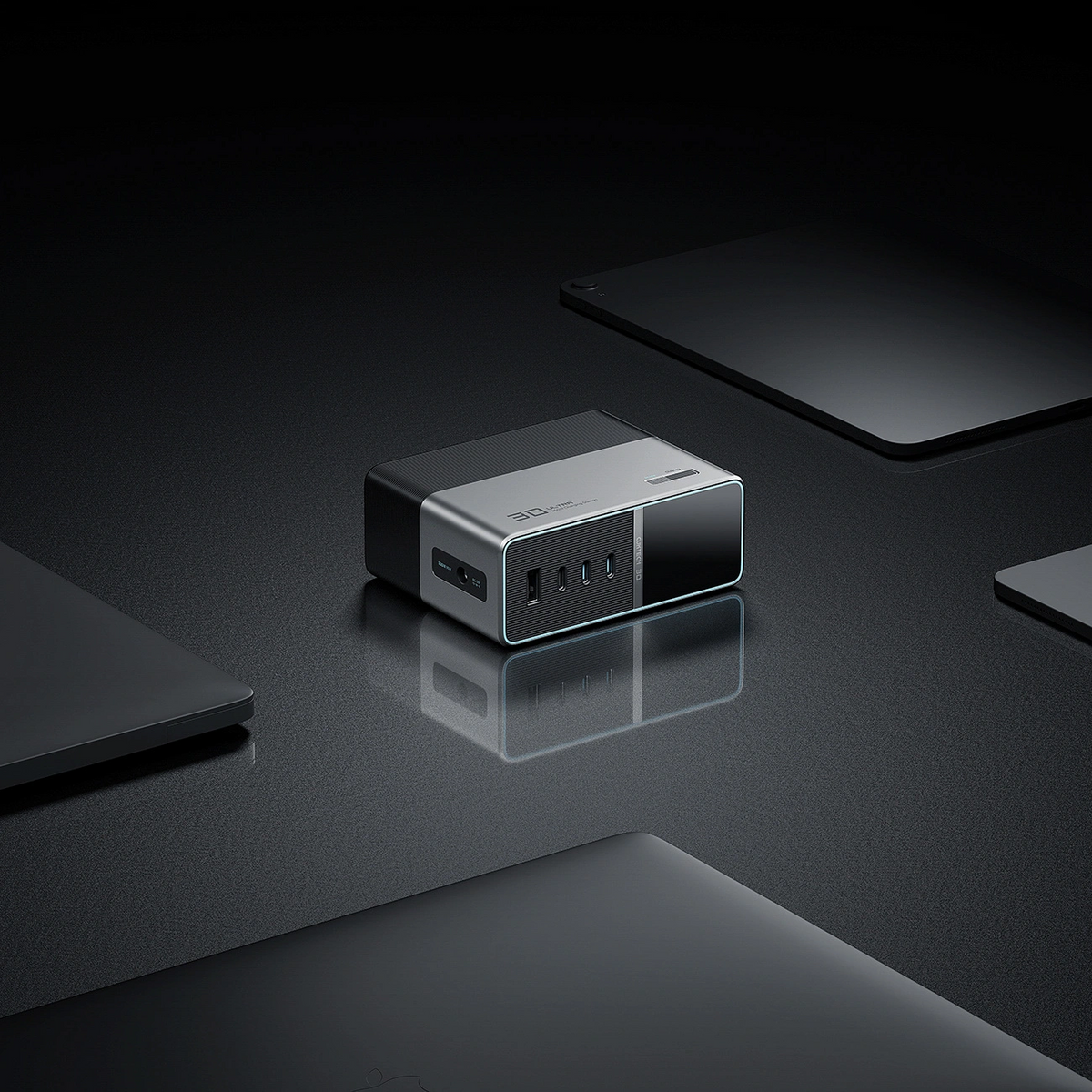 Nabíjačka stanica Cuktech TA3005U, 300W, 1 x DC - 1 x USB-A - 3 x USB-C, sivá