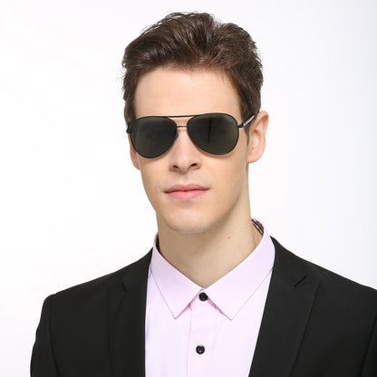 Pánske slnečné okuliare Techsuit 2150, polarizované, UV ochrana, čierno-sivé